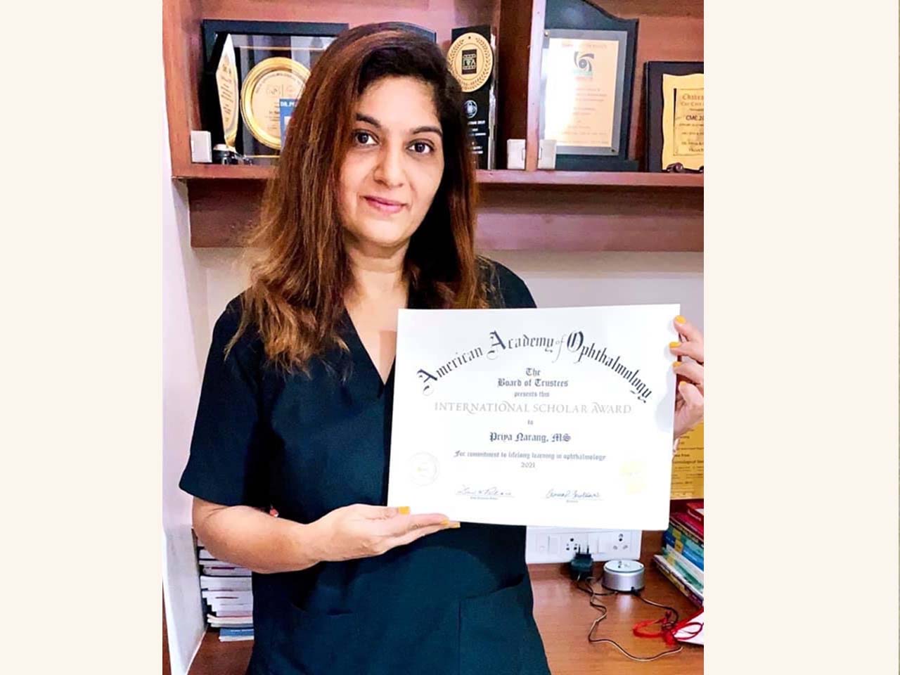 Glaucoma Specialist Vijay Cross Road  
